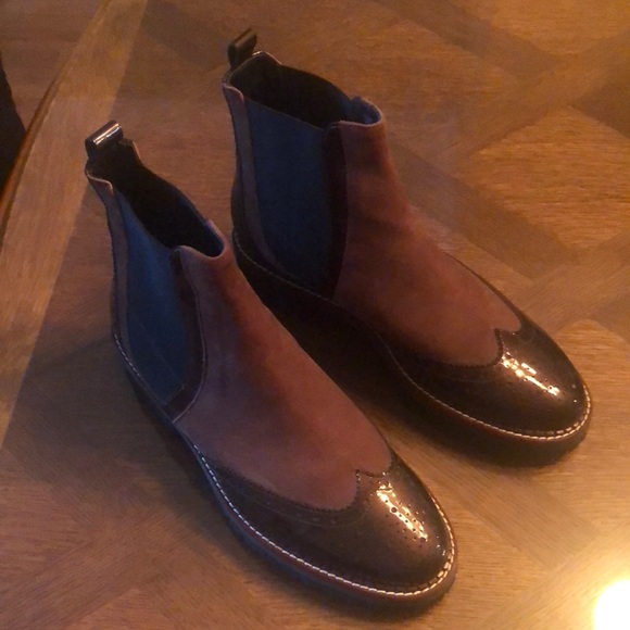 Baldinini Shoes - Italian Brand Baldinini -Size 39 (40) Brown Chelsea Boots